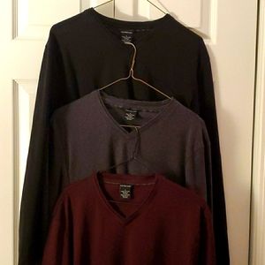 Set of 3 Calvin Klein Mens v-neck LS tees - EUC!!